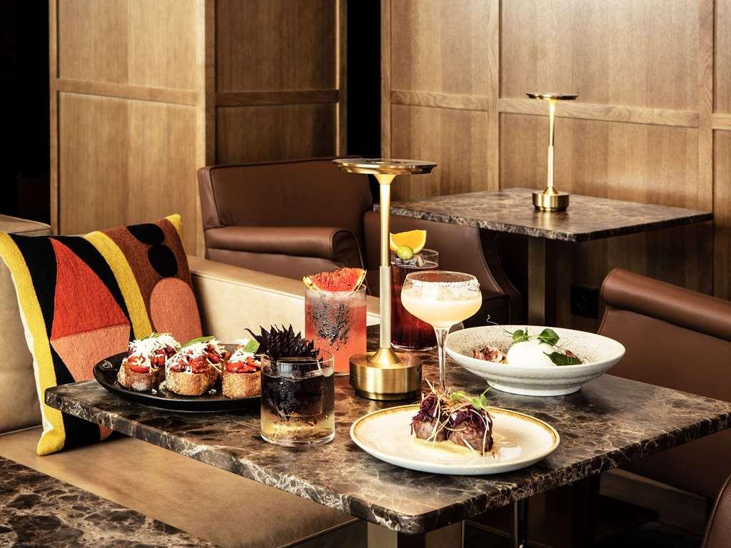 Hotel Sofitel Arc De Triomphe 5*